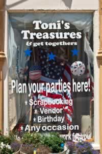 Toni's Treasures - Wilton, IA