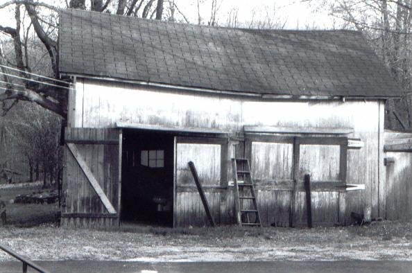 _oldbarn_conn.jpg