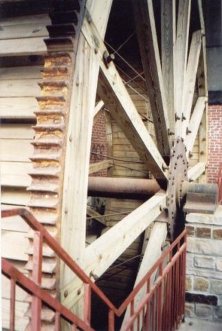 _eterry_waterwheel_conn2.jpg