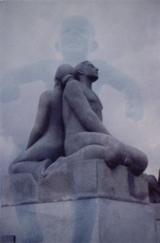 _statue_double_exp_co.jpg